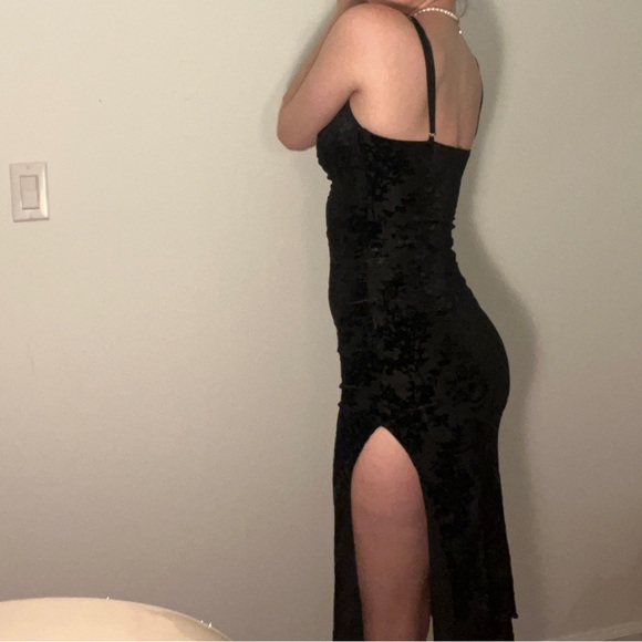 MORE TO COME Dena midi dress in black size XS - Picture 3 of 3